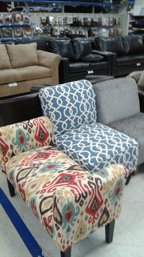 Shopping Mall «The Shops at Iverson», reviews and photos, 3737 Branch Ave, Temple Hills, MD 20748, USA