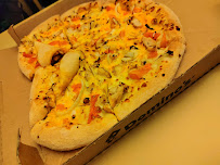 Plats et boissons du Pizzeria Domino's Pizza à Paris - n°4