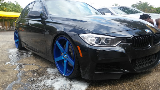 Car Wash «Car Wash Emporium», reviews and photos, 13820 W Dixie Hwy, North Miami, FL 33161, USA