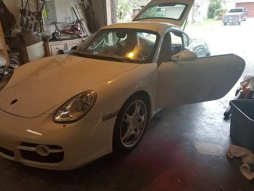 Used Car Dealer «Discovery Auto Center», reviews and photos, 10536 N Florida Ave, Tampa, FL 33612, USA