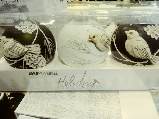 Book Store «Barnes & Noble», reviews and photos, 1 Levee Way, Newport, KY 41071, USA