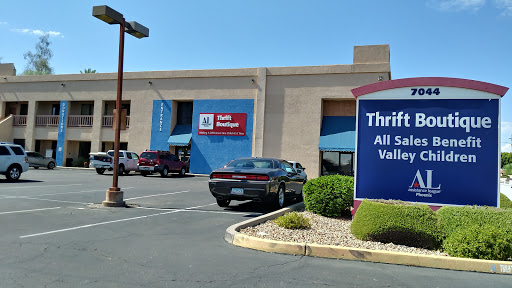 Thrift Store «Assistance League of Phoenix Thrift Boutique», reviews and photos, 7044 N 7th St, Phoenix, AZ 85020, USA