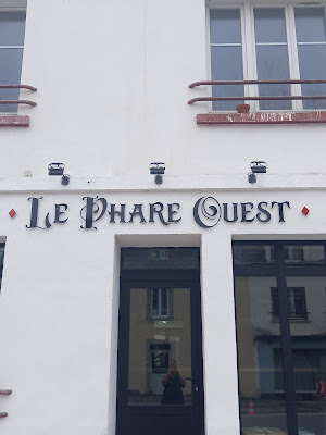 Le Phare Ouest à Roudouallec