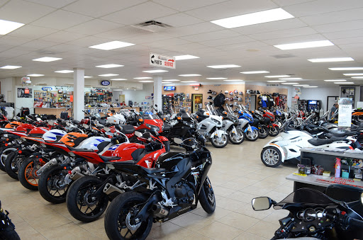 Motorcycle Dealer «West Coast PowerSports», reviews and photos, 14996 US Hwy 19 N, Clearwater, FL 33764, USA