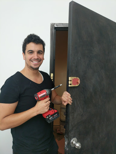 Locksmith «The Locksmith House», reviews and photos, 880 Wyckoff Ave, Brooklyn, NY 11237, USA