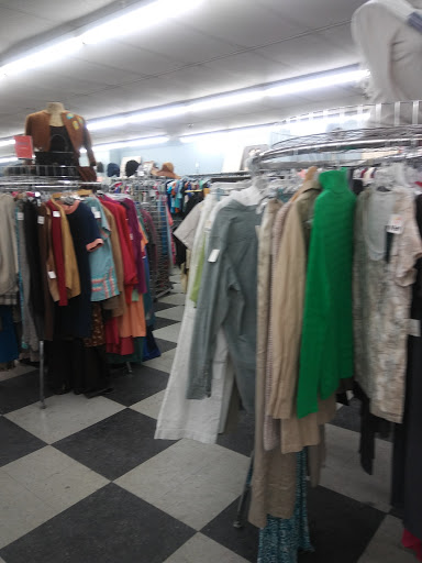 Thrift Store «Boomerangs Jamaica Plain», reviews and photos, 716 Centre St, Jamaica Plain, MA 02130, USA