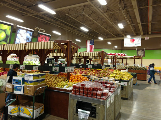 Grocery Store «Garden Fresh Market», reviews and photos, 770 S Buffalo Grove Rd, Buffalo Grove, IL 60089, USA