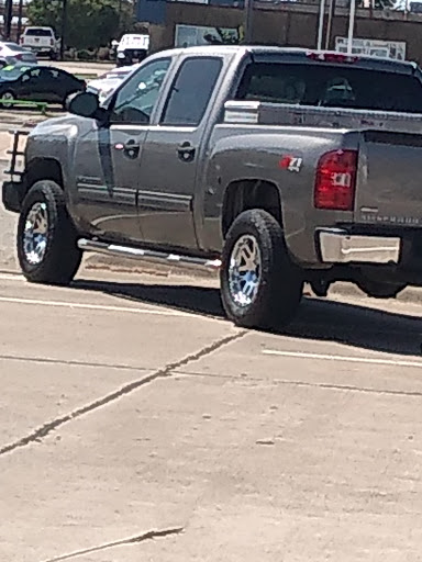 Used Car Dealer «Manuel Used Cars», reviews and photos, 8075 Boulevard 26, North Richland Hills, TX 76180, USA