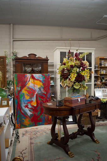 Thrift Store «Hospice By The Bay Hodgepodge», reviews and photos, 910 Lincoln Ave, San Rafael, CA 94901, USA