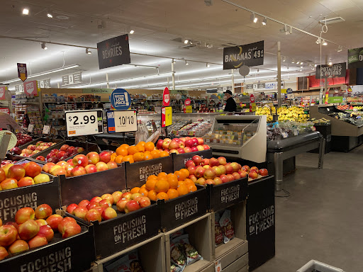 Grocery Store «Stop & Shop», reviews and photos, 105 Alewife Brook Pkwy, Somerville, MA 02144, USA