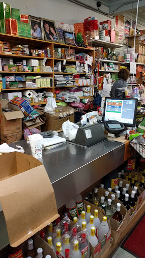 Asian Grocery Store «中西 Chinese American Mini Market», reviews and photos, 834 Park Ave, Cranston, RI 02910, USA