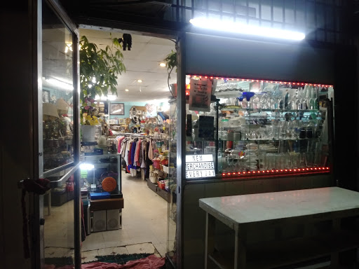 Oviedo's Thrift Shop