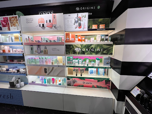 Cosmetics Store «SEPHORA», reviews and photos, 912 Brandon Town Center Dr, Brandon, FL 33511, USA