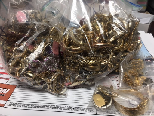 Diamond Buyer «Dover Jewelry & Pawn Exchange», reviews and photos, 558 N Dupont Hwy, Dover, DE 19901, USA