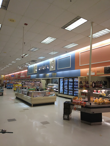 Grocery Store «Winn-Dixie», reviews and photos, 36348 FL-54, Zephyrhills, FL 33541, USA