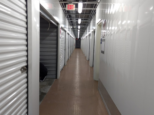 Self-Storage Facility «I-5 Self Storage», reviews and photos, 2631 Michelle Dr, Tustin, CA 92780, USA