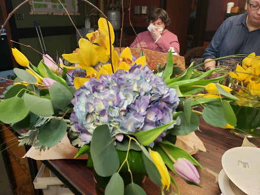 Florist «Cadden Florist», reviews and photos, 1702 Oram St, Scranton, PA 18504, USA