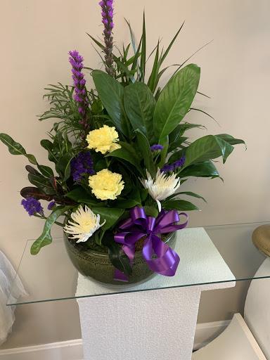 Florist «Blossoms Florist», reviews and photos, 8711 Reading Rd, Cincinnati, OH 45215, USA