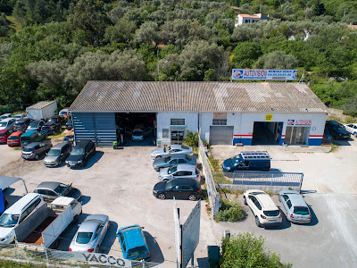 SAS GARAGE CHARLOIS - UNIVERS AUTOMOBILE à Solliès-Pont