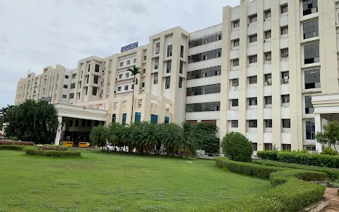 SRM General Hospital image