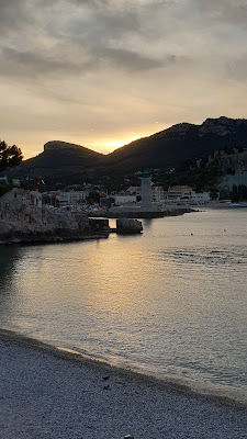 Location Studio Meublé Cassis - Au bord de l'eau à Cassis