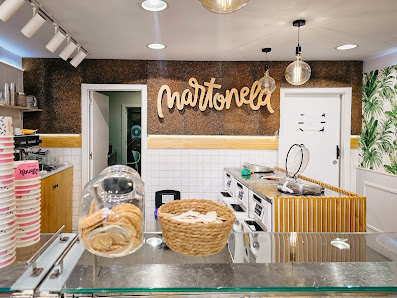 Martonela C. San Jacinto, 15, 41010 Sevilla, España