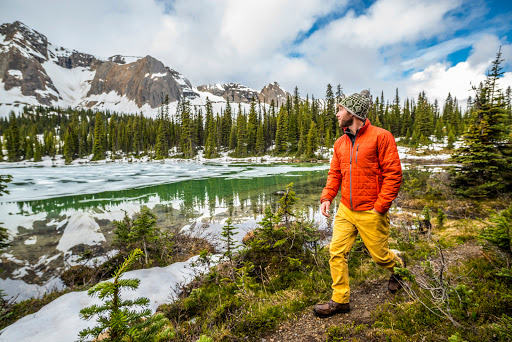 Outdoor Sports Store «Eastern Mountain Sports», reviews and photos, 525 Lancaster Ave, Haverford, PA 19041, USA