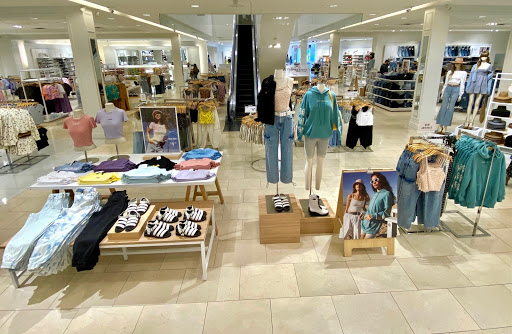 Clothing Store «F21 XXI», reviews and photos, 210 Andover St, Peabody, MA 01960, USA