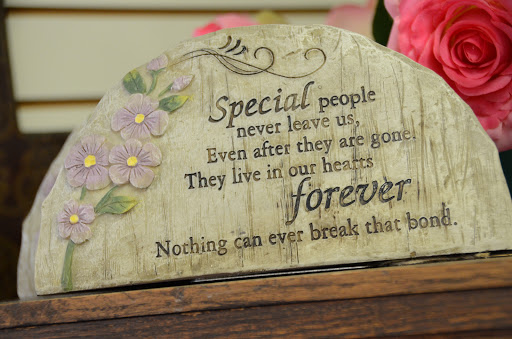 Florist «Flowers On The Avenue», reviews and photos, 1138 E 9th St, Muscatine, IA 52761, USA