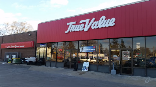 Farver True Value Hardware, 2617 1st Ave E, Newton, IA 50208, USA, 