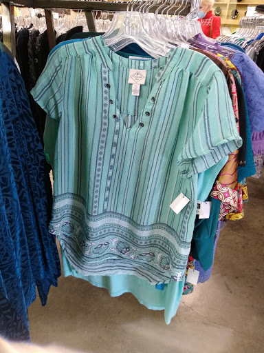 Thrift Store «American Cancer Society Discovery Shop», reviews and photos, 500 N Victory Blvd, Burbank, CA 91502, USA