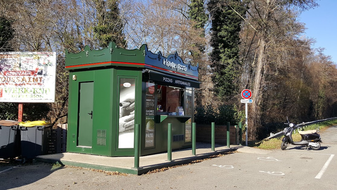 Le Kiosque A Pizzas à Uzerche (Corrèze 19)