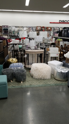 Clothing Store «Burlington Coat Factory», reviews and photos, 3475 Westdale Dr SW, Cedar Rapids, IA 52404, USA