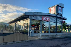KFC Cheltenham - Centrum Park image