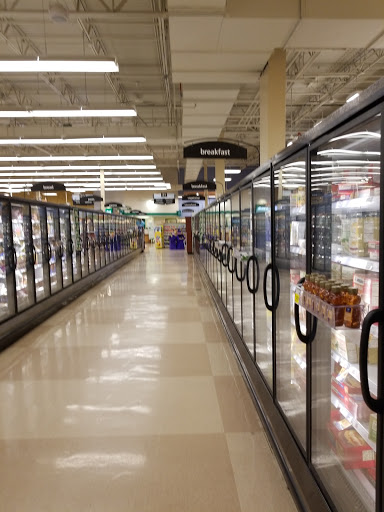 Grocery Store «Kroger», reviews and photos, 21555 21 Mile Rd, Macomb, MI 48044, USA