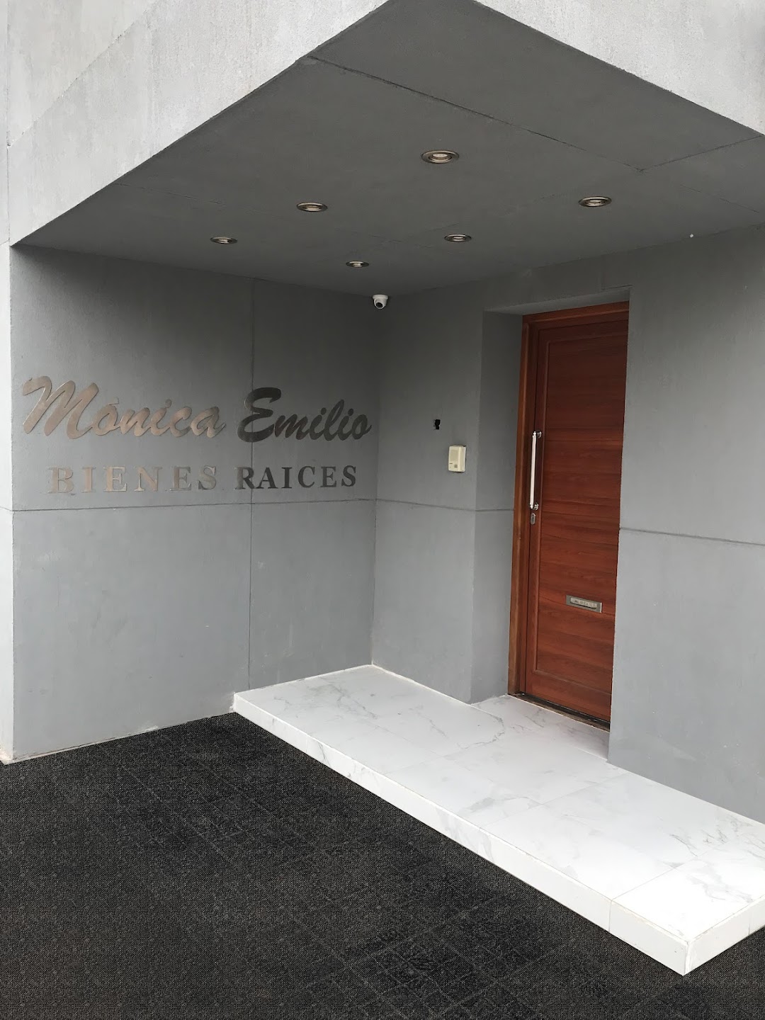 Inmobiliaria Mónica Emilio Bienes Raíces