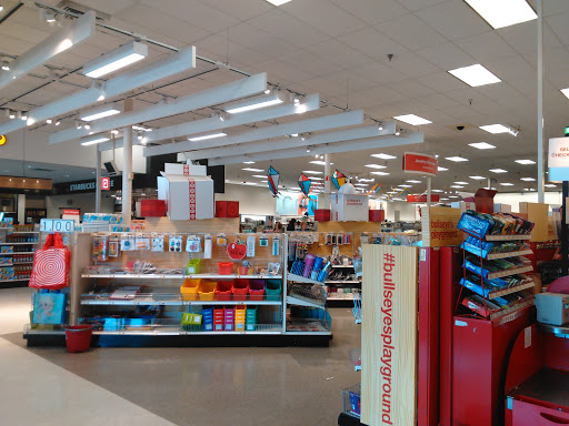 Department Store «Target», reviews and photos, 11051 Victory Blvd, North Hollywood, CA 91606, USA