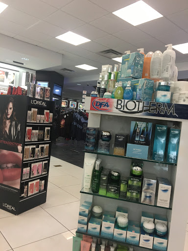 Gift Shop «Duty Free Americas», reviews and photos, 46792 Route 81, Alexandria Bay, NY 13607, USA