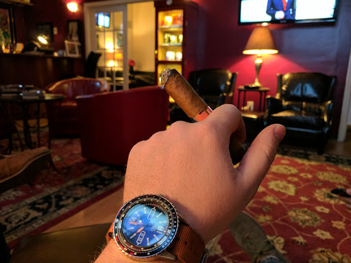 Tobacco Shop «Stamford Cigar Lounge», reviews and photos, 75 Research Dr, Stamford, CT 06906, USA