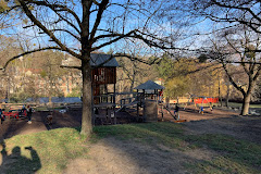 potzleinsdorfer schlosspark
