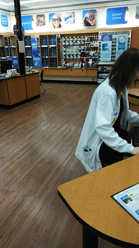 Department Store «Walmart Supercenter», reviews and photos, 201 Chamber Dr, Milford, OH 45150, USA