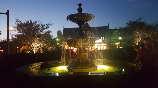 Movie Theater «Mariemont Theatre», reviews and photos, 6906 Wooster Pike, Cincinnati, OH 45227, USA