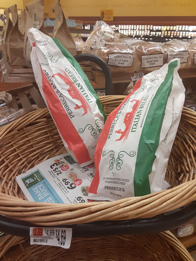 Grocery Store «Hannaford Supermarket», reviews and photos, 19 Clifton Country Rd Suite 16, Clifton Park, NY 12065, USA