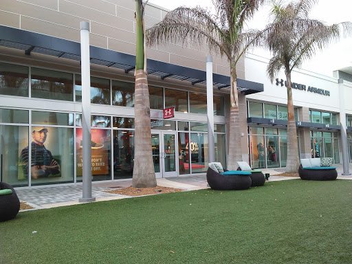 Clothing Store «Under Armour Factory House», reviews and photos, 1100 Cornerstone Blvd #300, Daytona Beach, FL 32117, USA