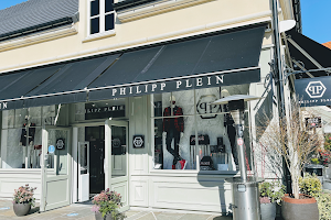 PHILIPP PLEIN OUTLET Store La Vallee Village image