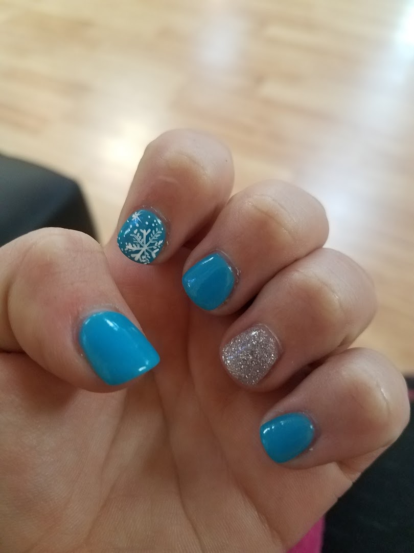 Lovely Nails Spa