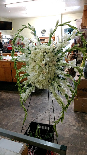 Florist «Village Flowers & Gifts», reviews and photos, 527 W Lodi Ave, Lodi, CA 95242, USA
