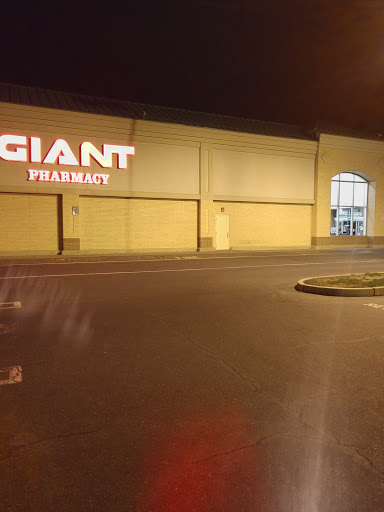 Grocery Store «Giant Food Stores», reviews and photos, 2641 MacArthur Rd, Whitehall, PA 18052, USA