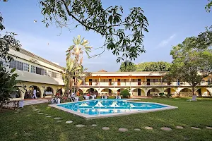 Hotel Chichen Itza image