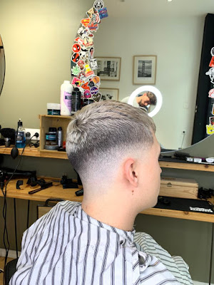 Le local_barbershop à Nice
